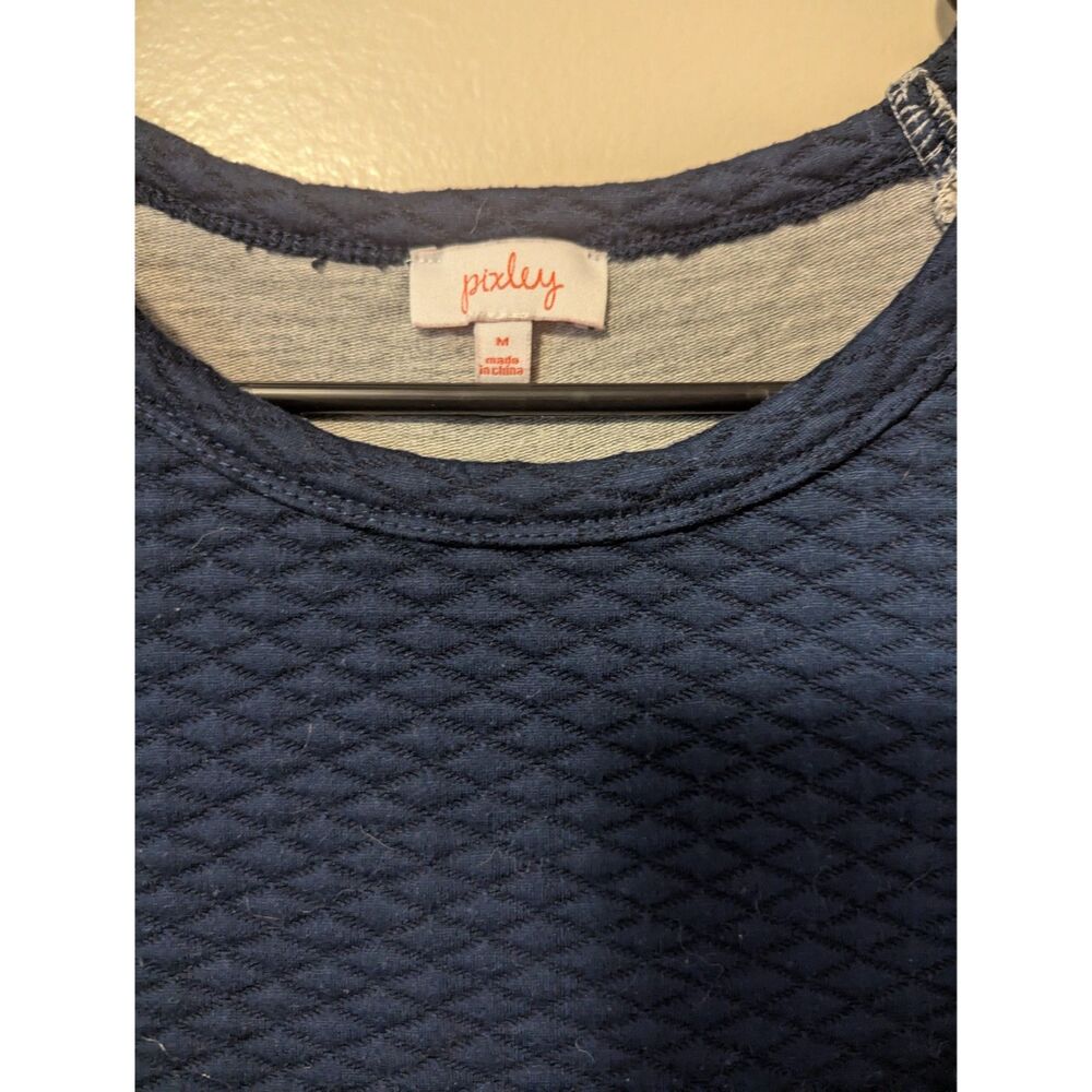 Pixley Sweater, Medium - Picture 3 of 3